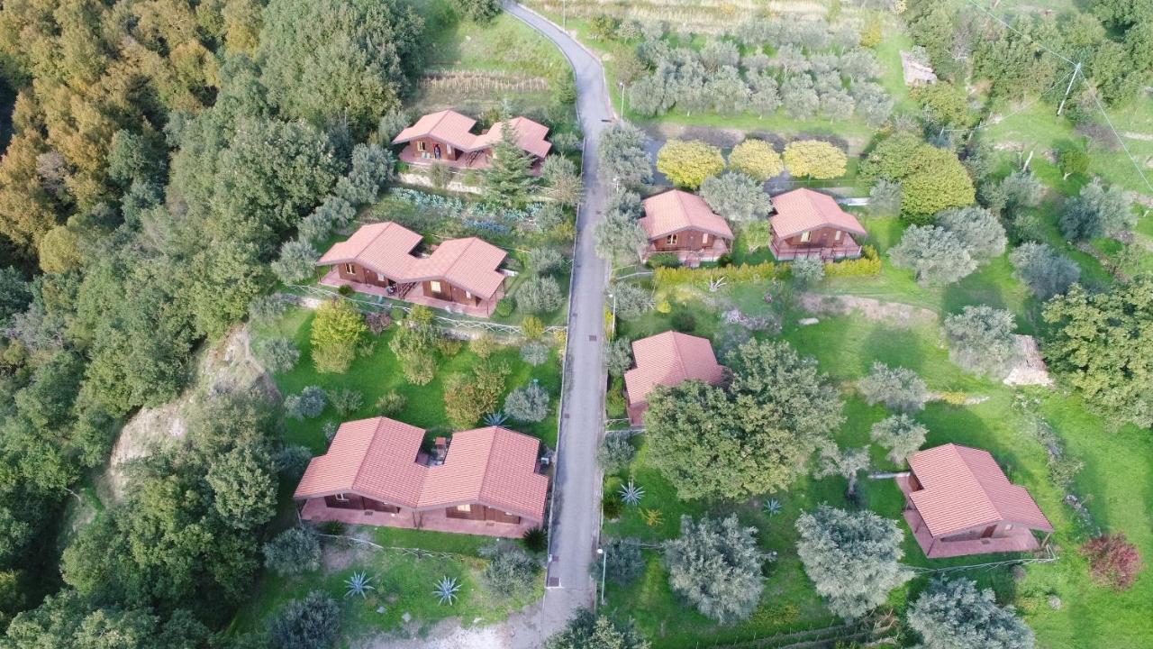 Agriturismo San Cataldo Motta Camastra Eksteriør billede