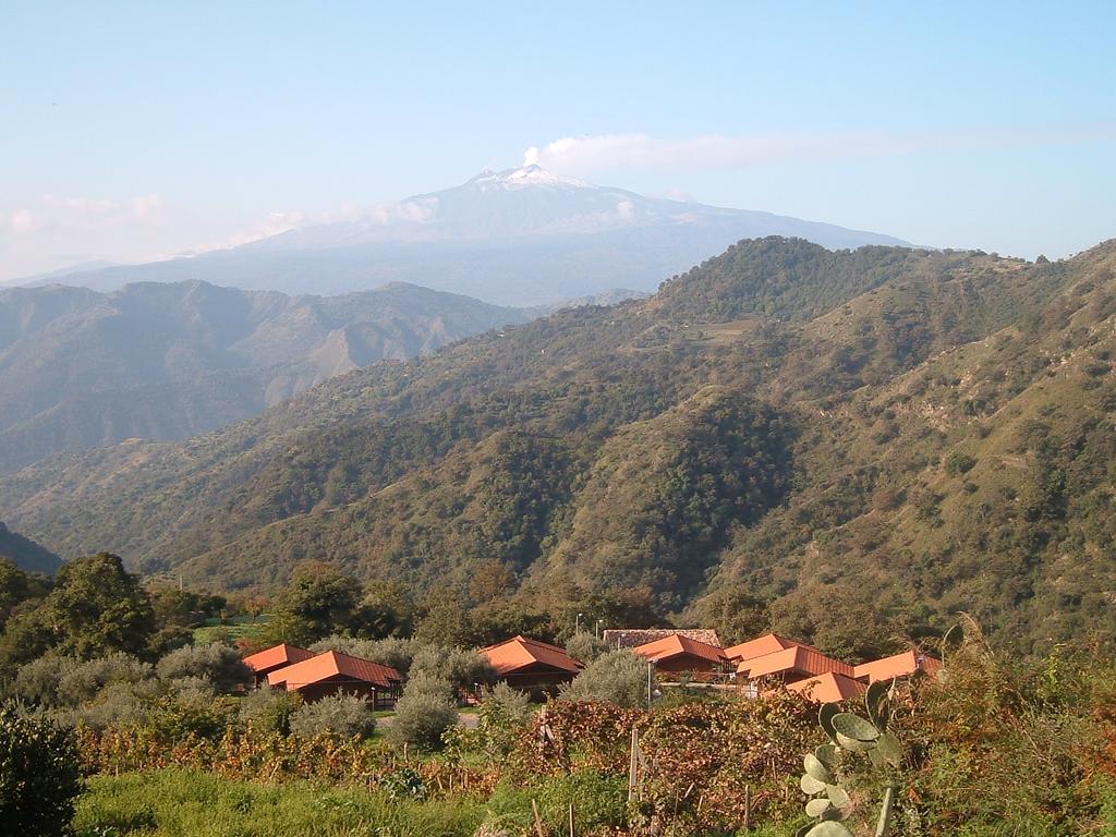 Agriturismo San Cataldo Motta Camastra Eksteriør billede