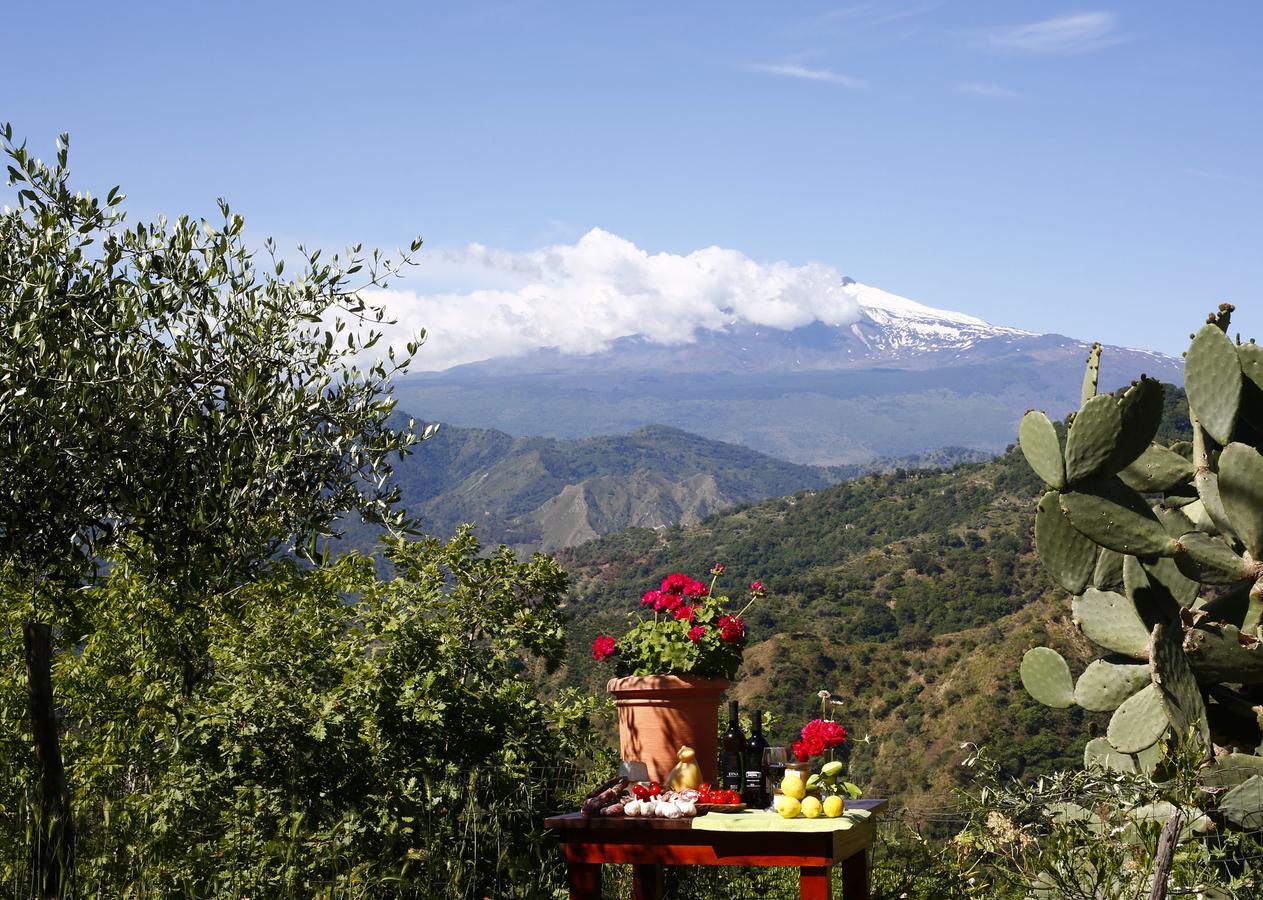 Agriturismo San Cataldo Motta Camastra Eksteriør billede